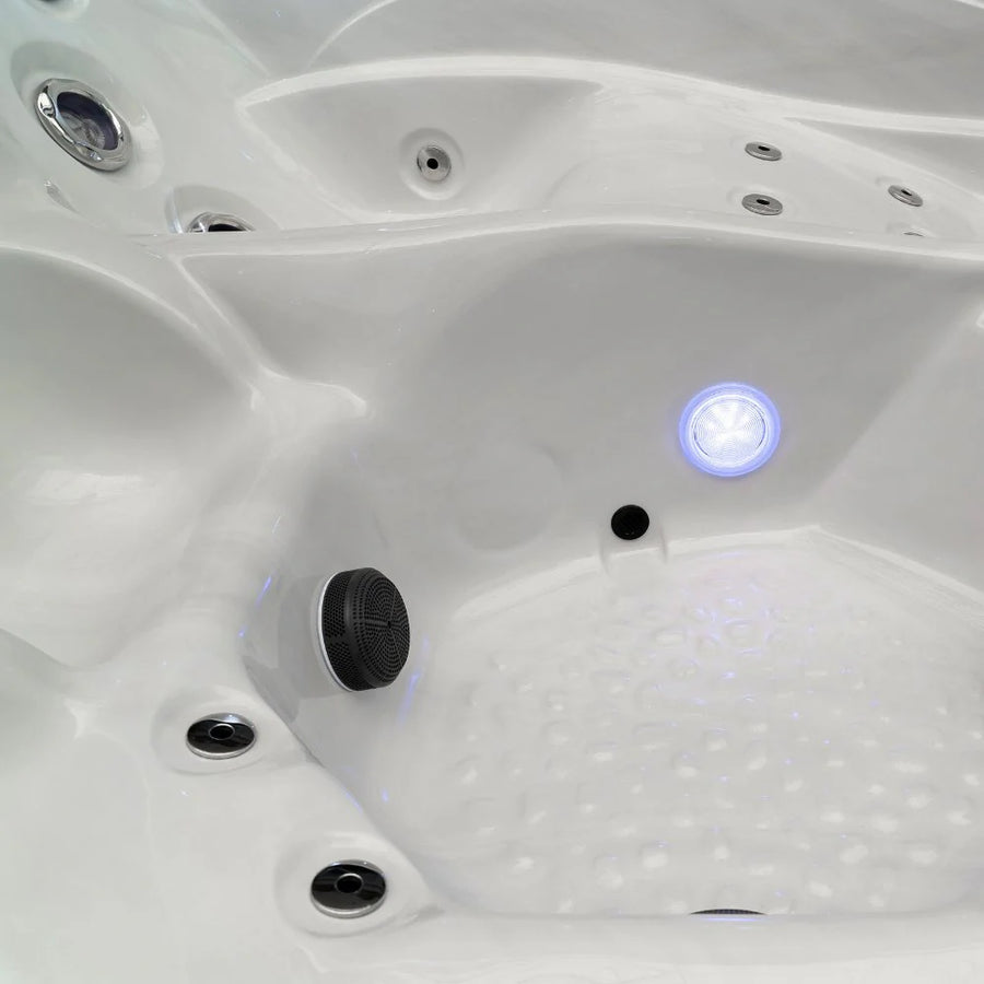 Soul 600 Hot Tub - Black Friday Sale